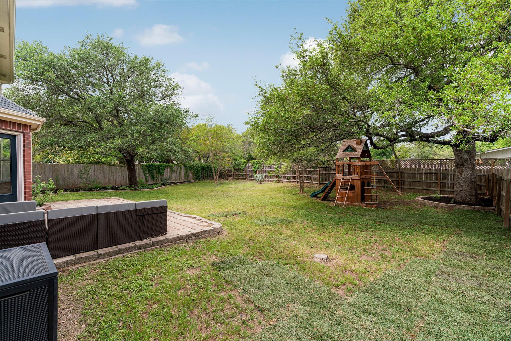 6804 Auckland CT