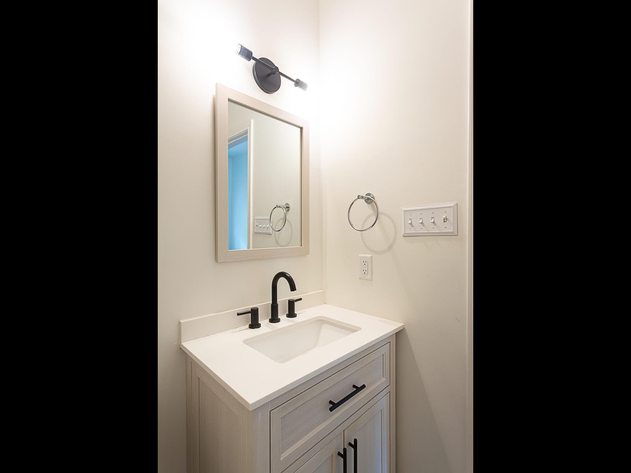 1404 Norwalk LN # 212