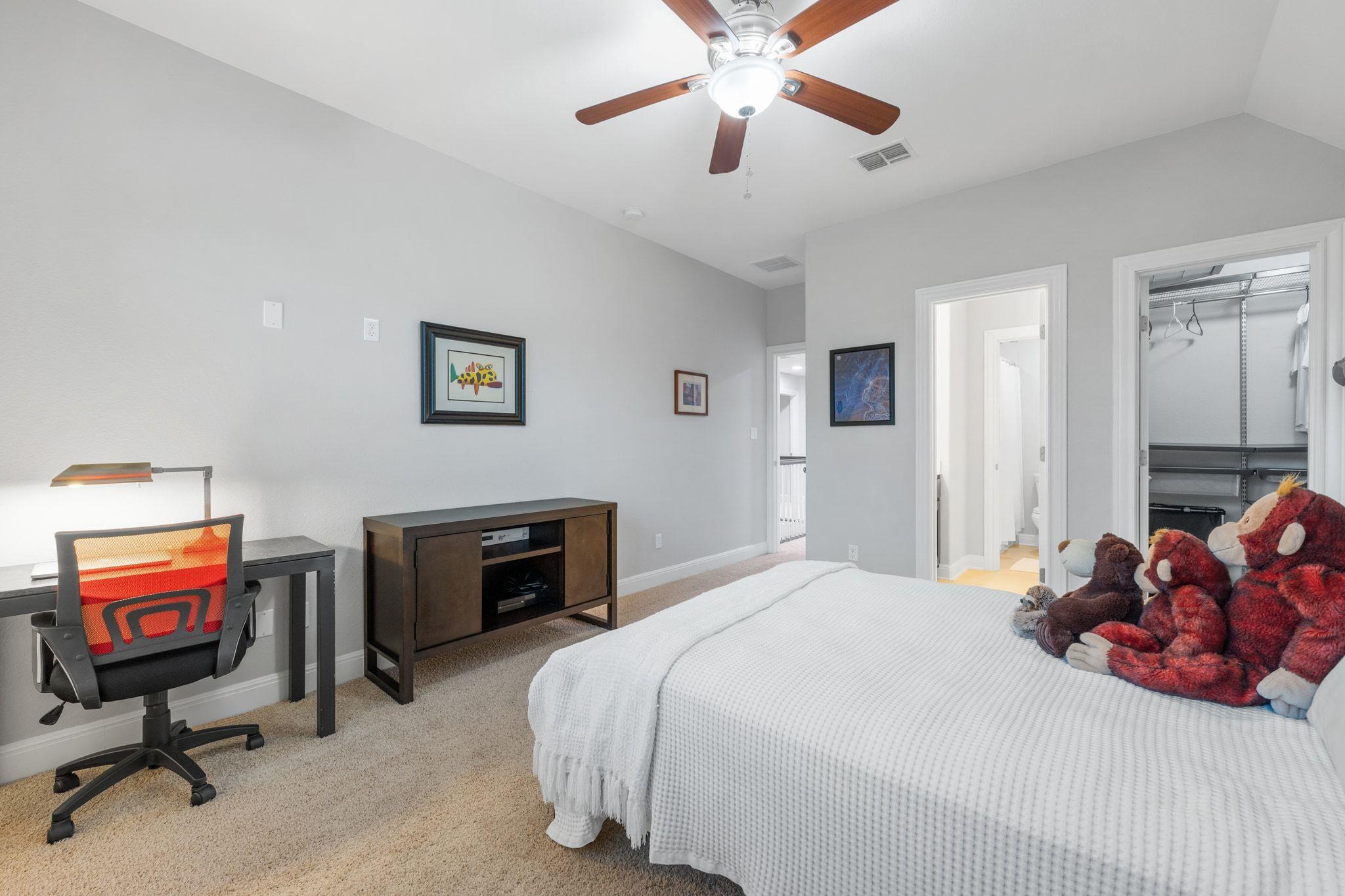 12013 Palisades PKWY