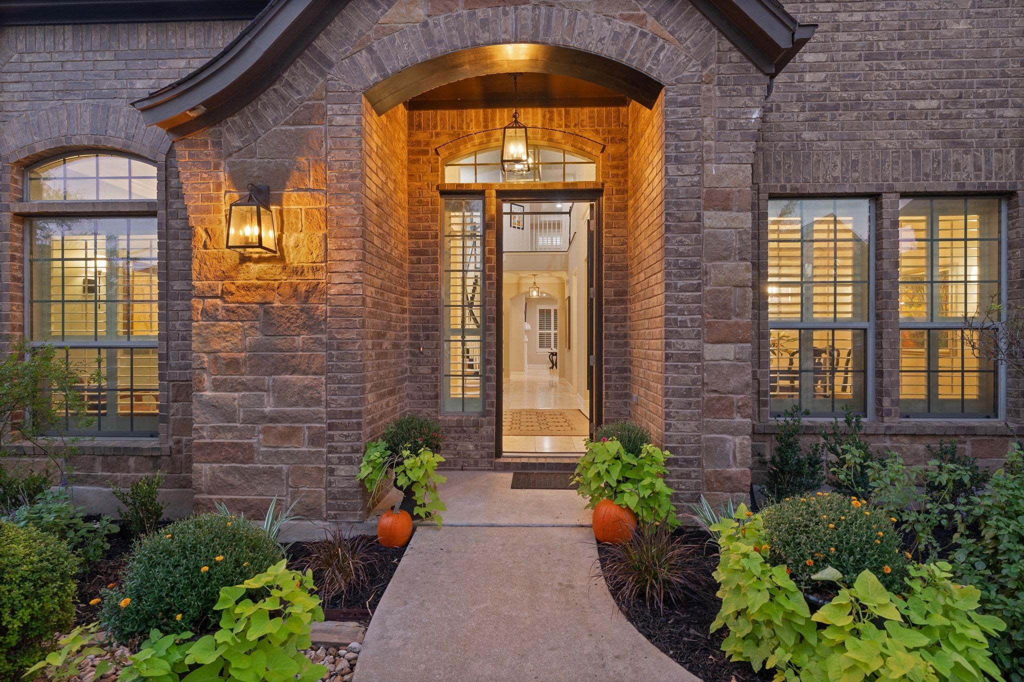 12013 Palisades PKWY