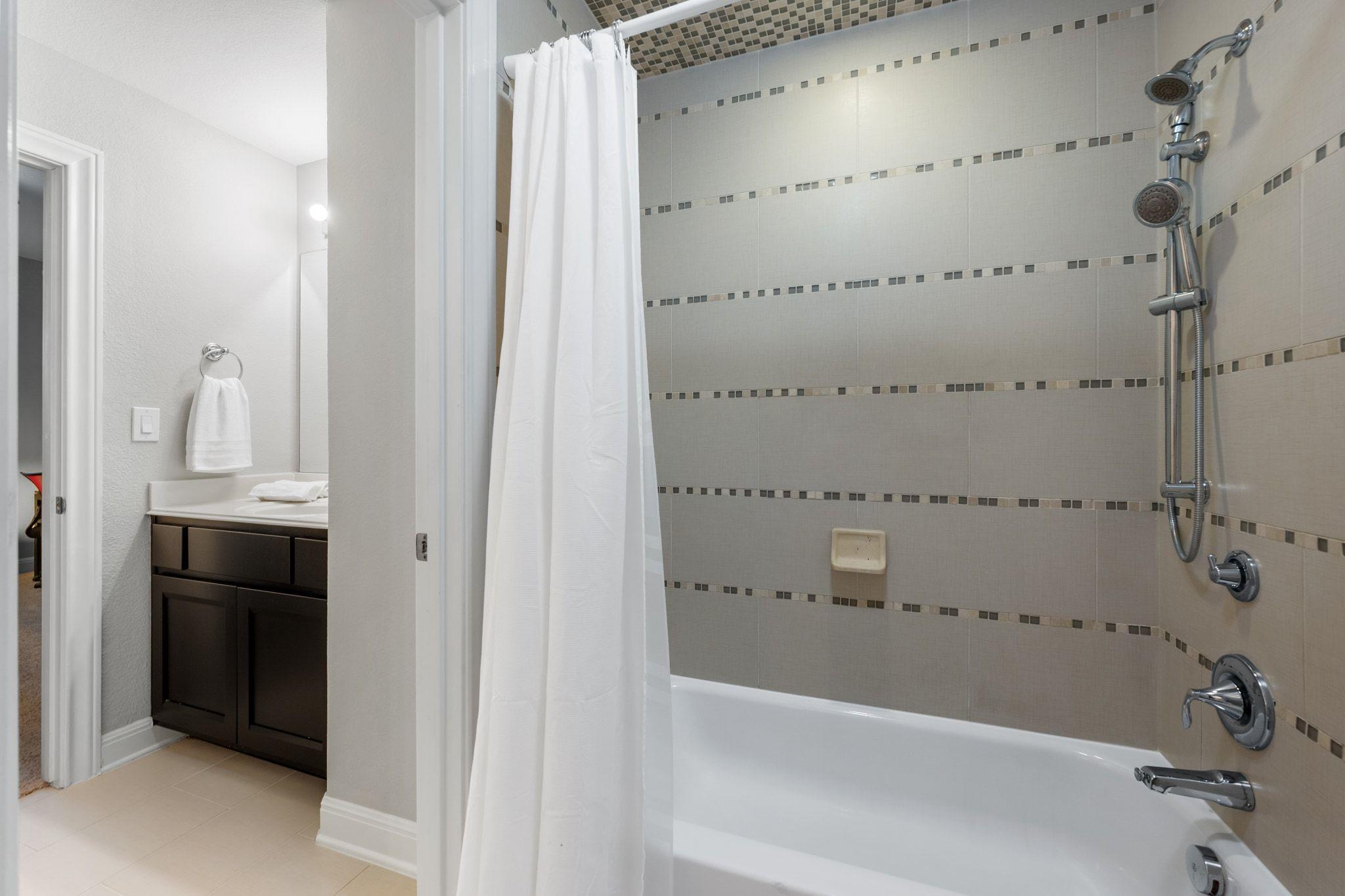 12013 Palisades PKWY