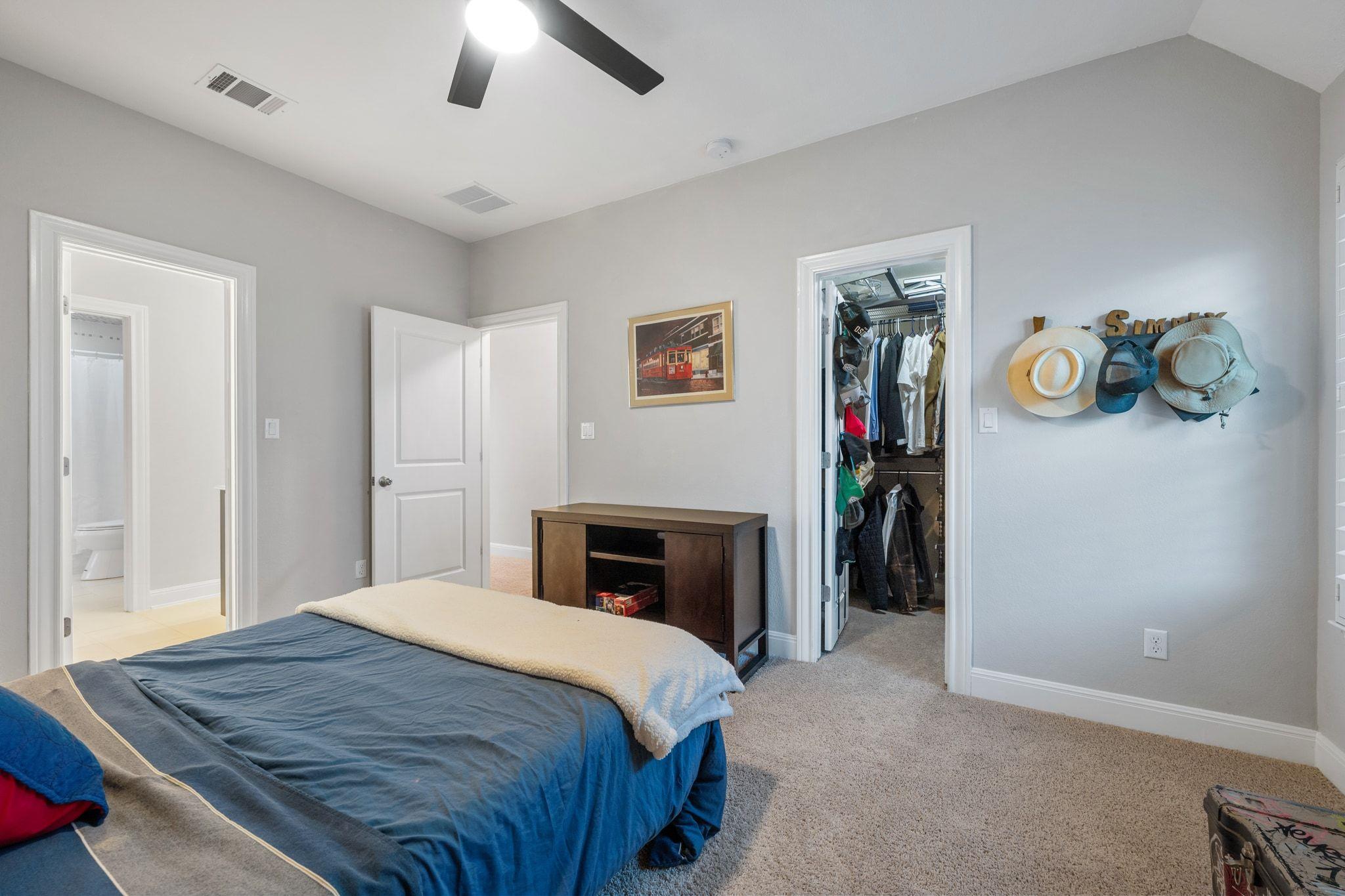 12013 Palisades PKWY