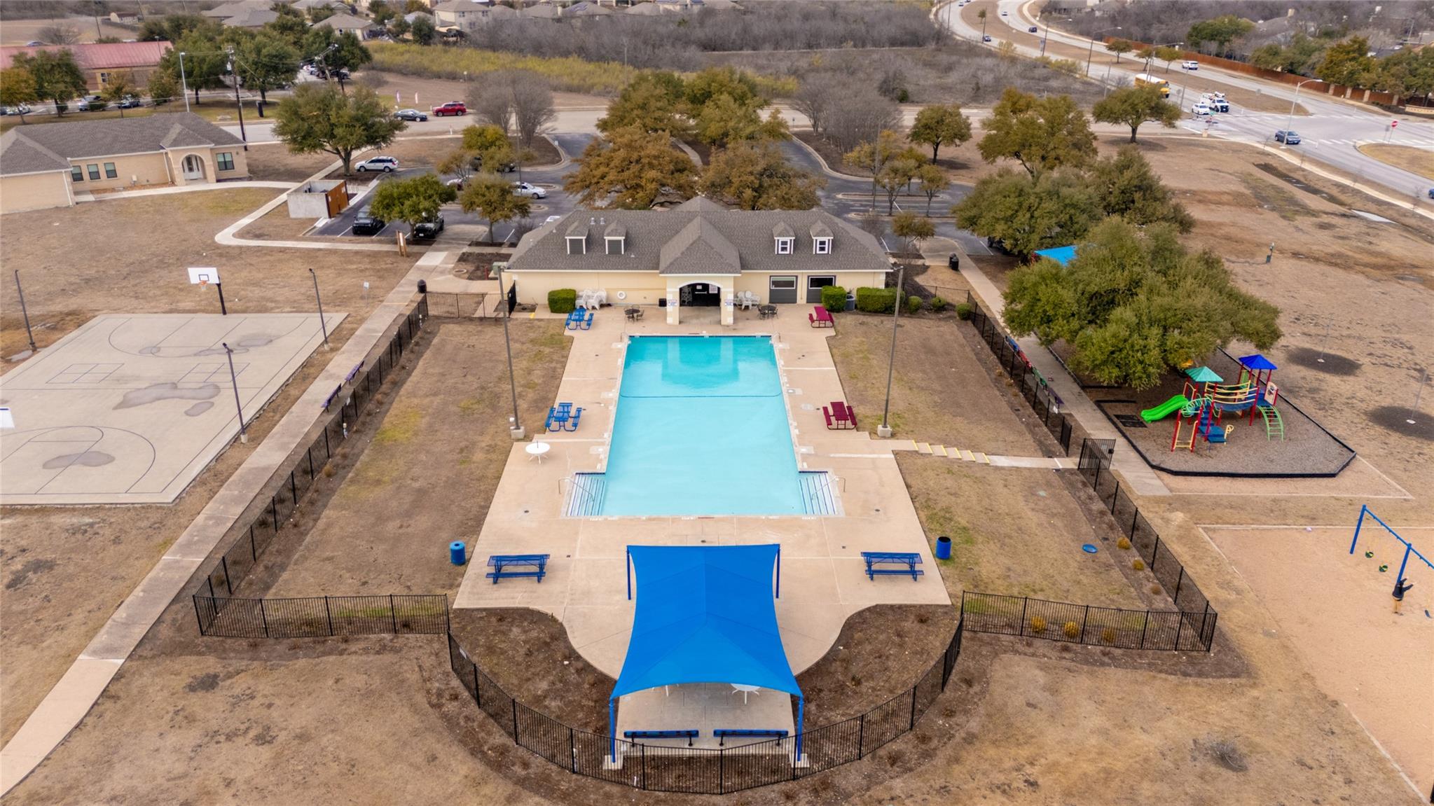 11009 Roderick Lawson LN