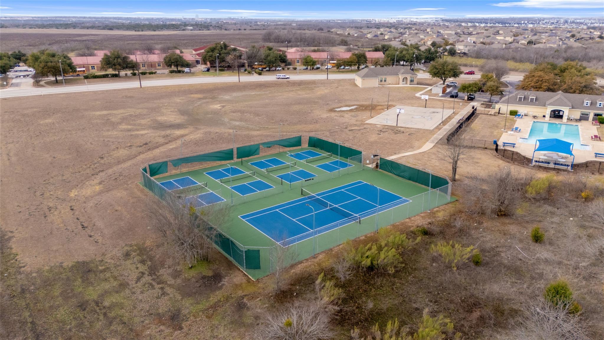 11009 Roderick Lawson LN