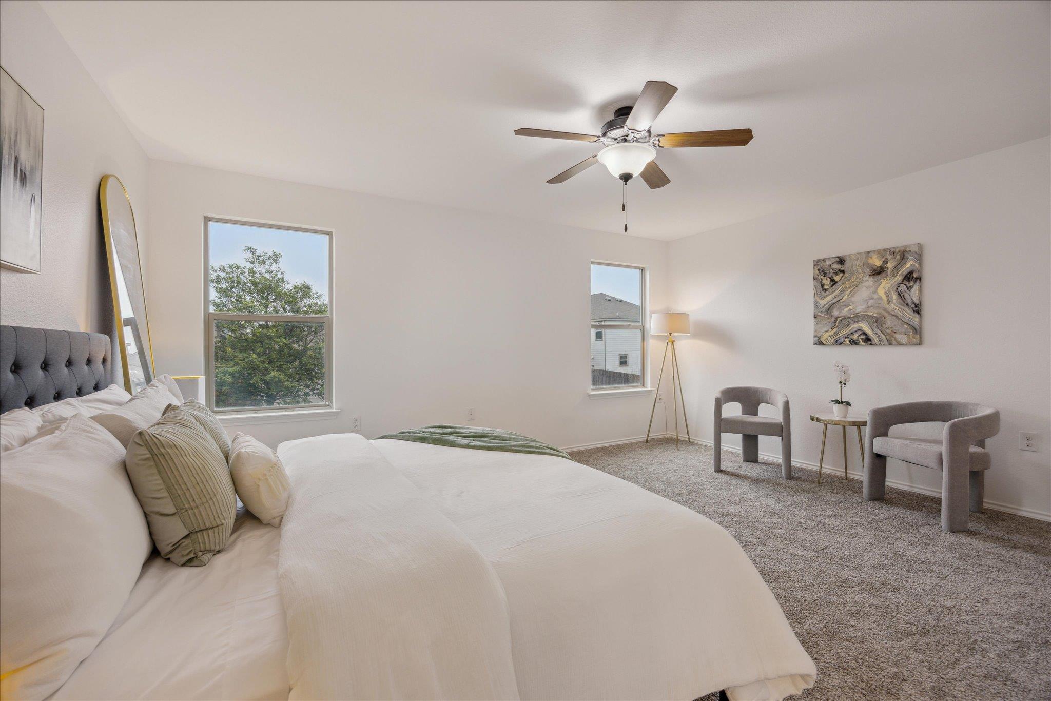 11009 Roderick Lawson LN