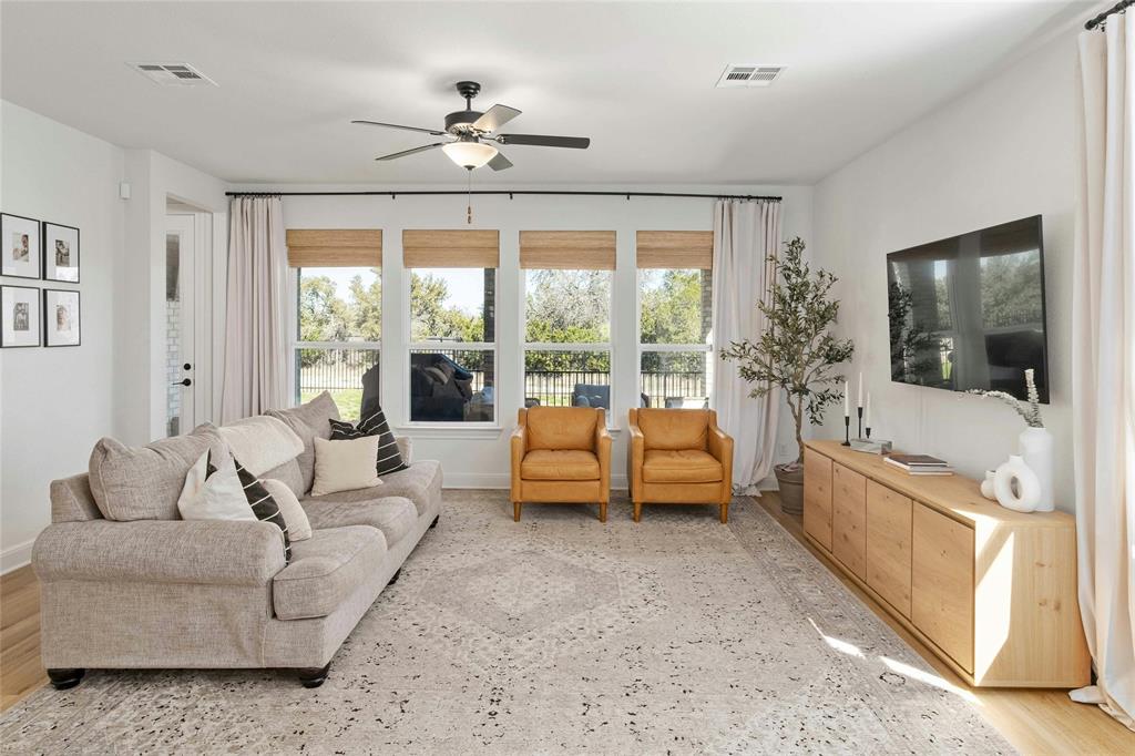 819 Arrowhead Ranch BLVD