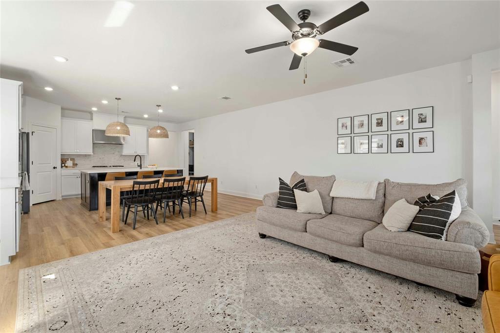 819 Arrowhead Ranch BLVD