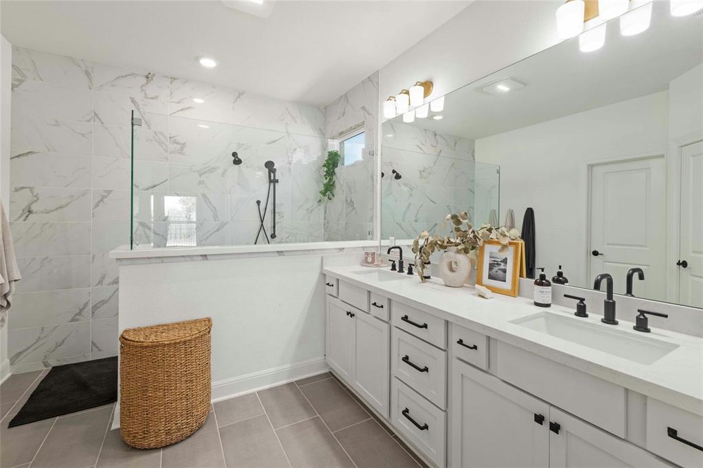 819 Arrowhead Ranch BLVD