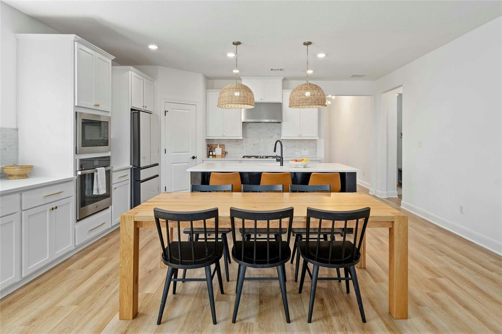 819 Arrowhead Ranch BLVD