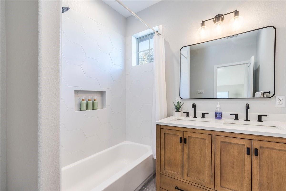 1606 Morgan LN # A