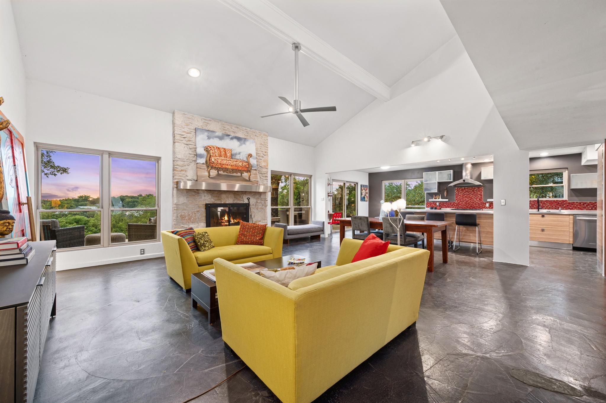 6305 Plum Hollow Overlook