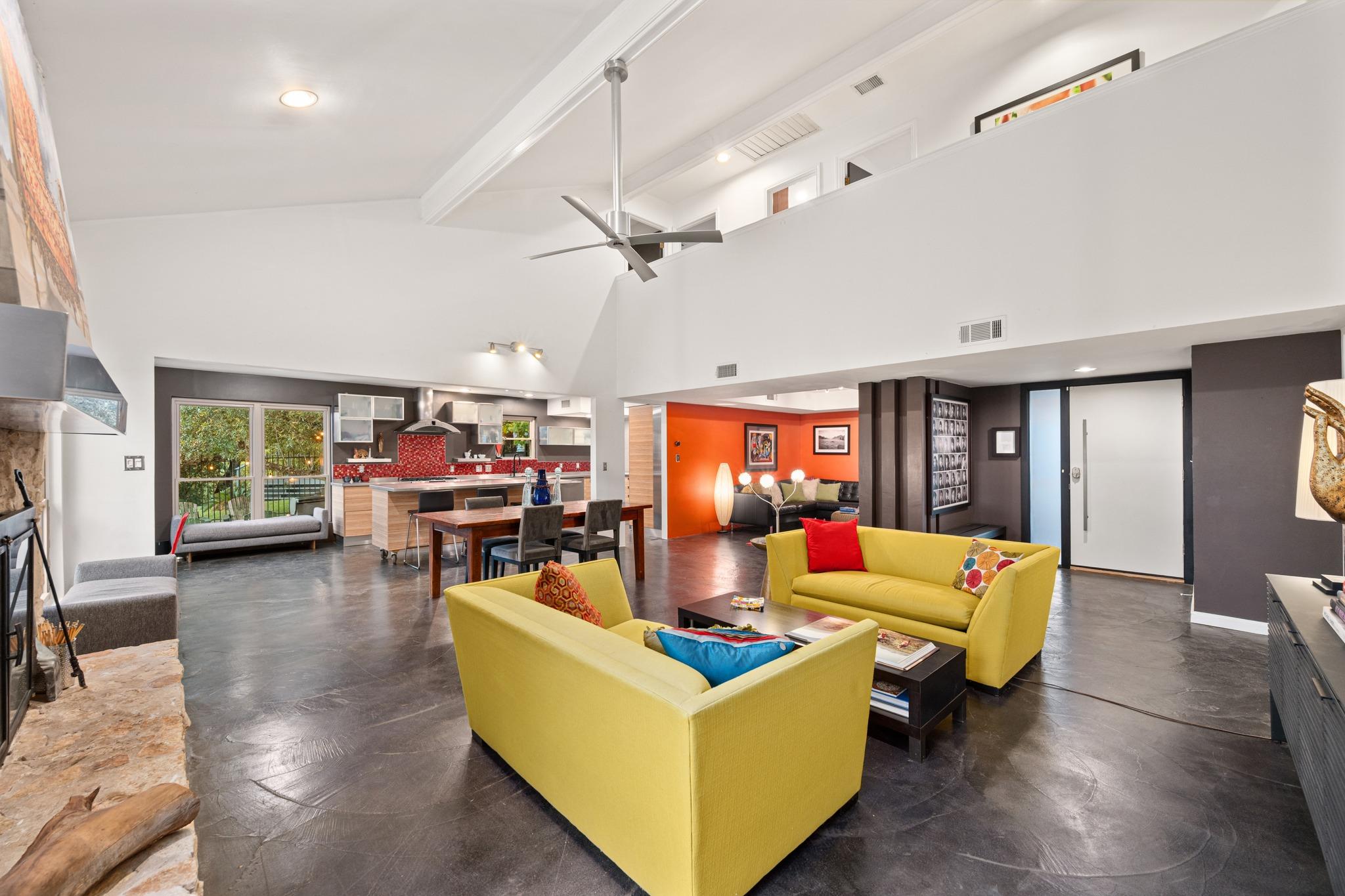 6305 Plum Hollow Overlook