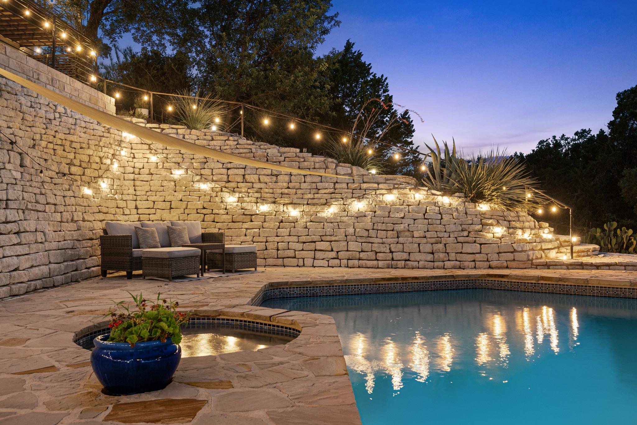 6305 Plum Hollow Overlook