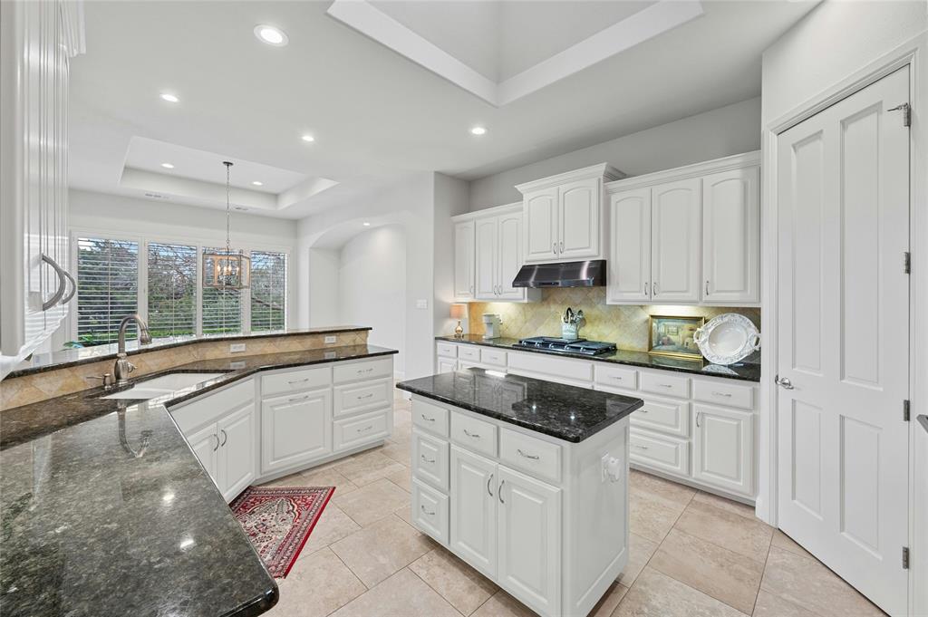 25 BORELLO DR