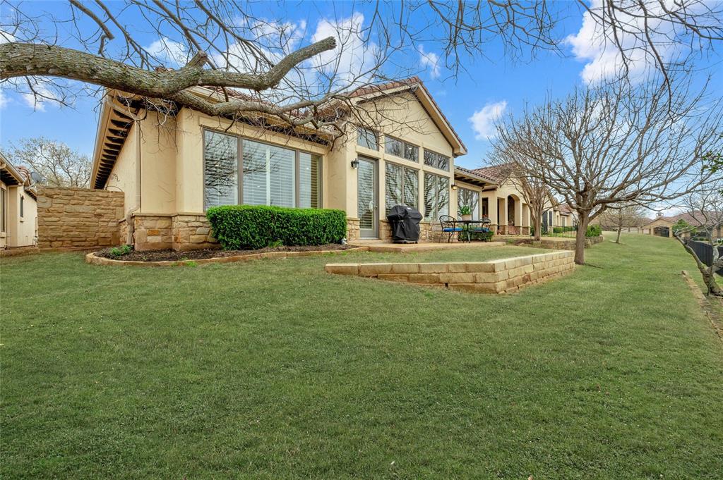 25 BORELLO DR