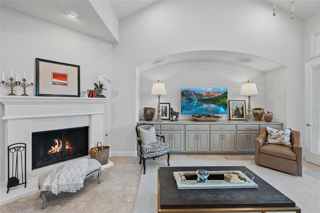 25 BORELLO DR