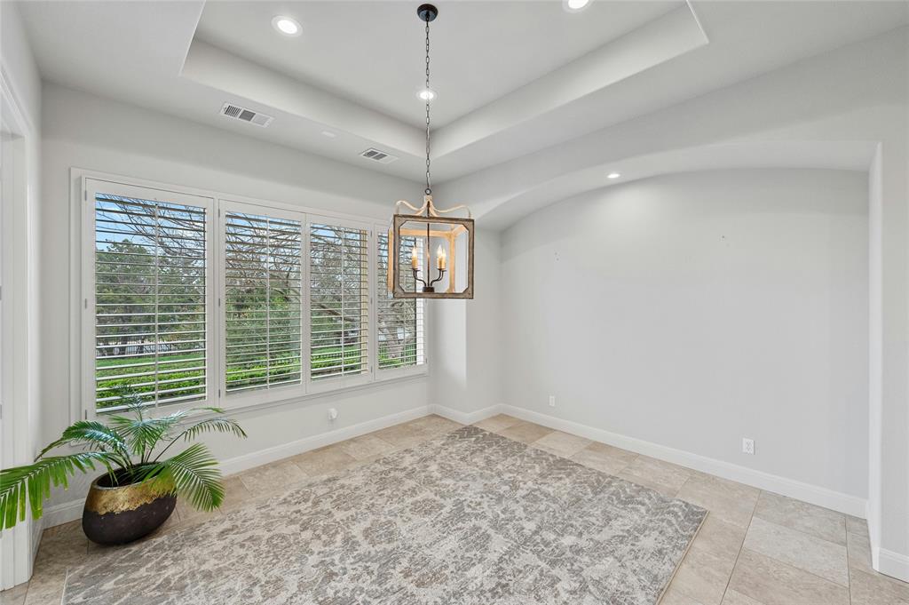 25 BORELLO DR