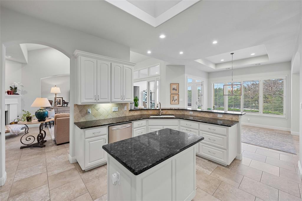 25 BORELLO DR