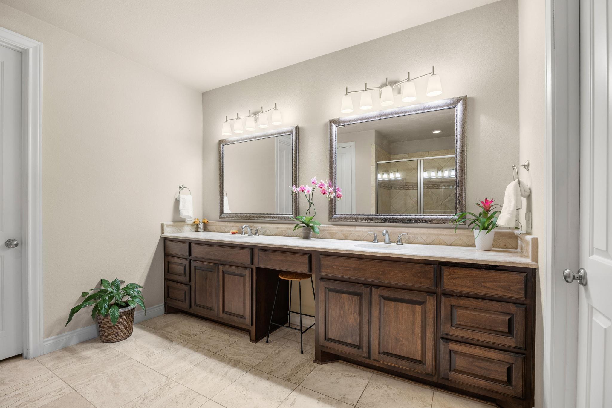 6004 Messenger Stake