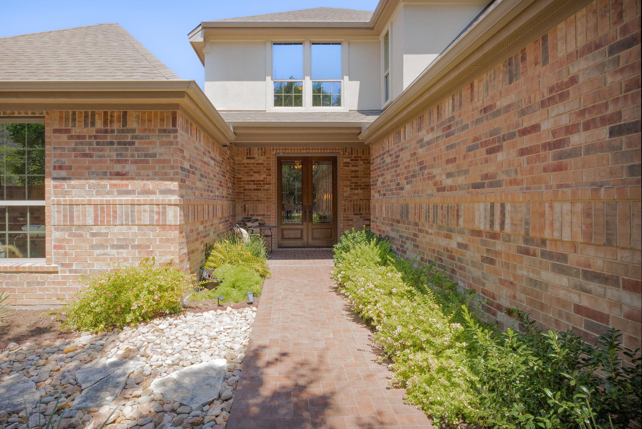 6004 Messenger Stake