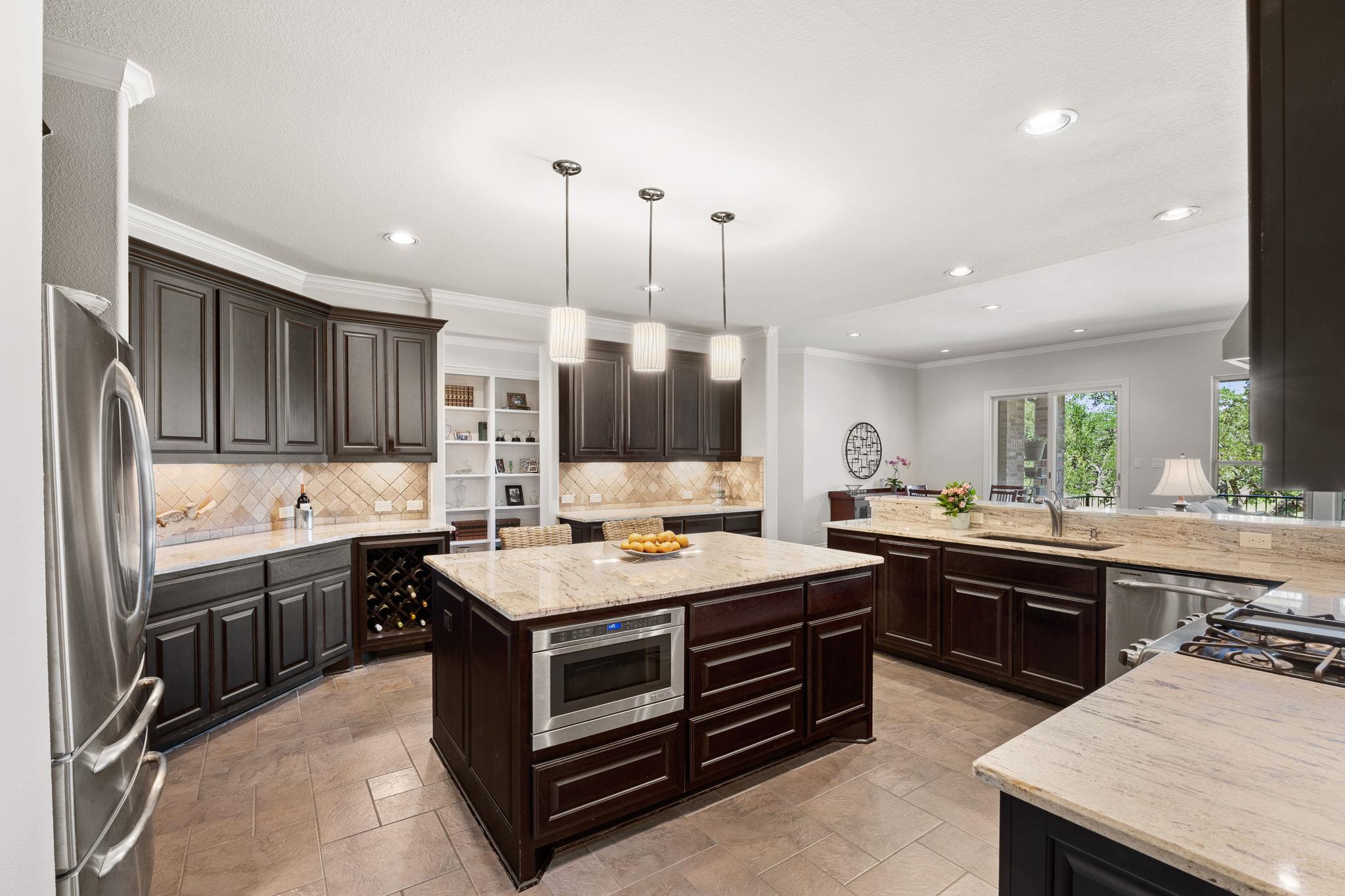 6004 Messenger Stake