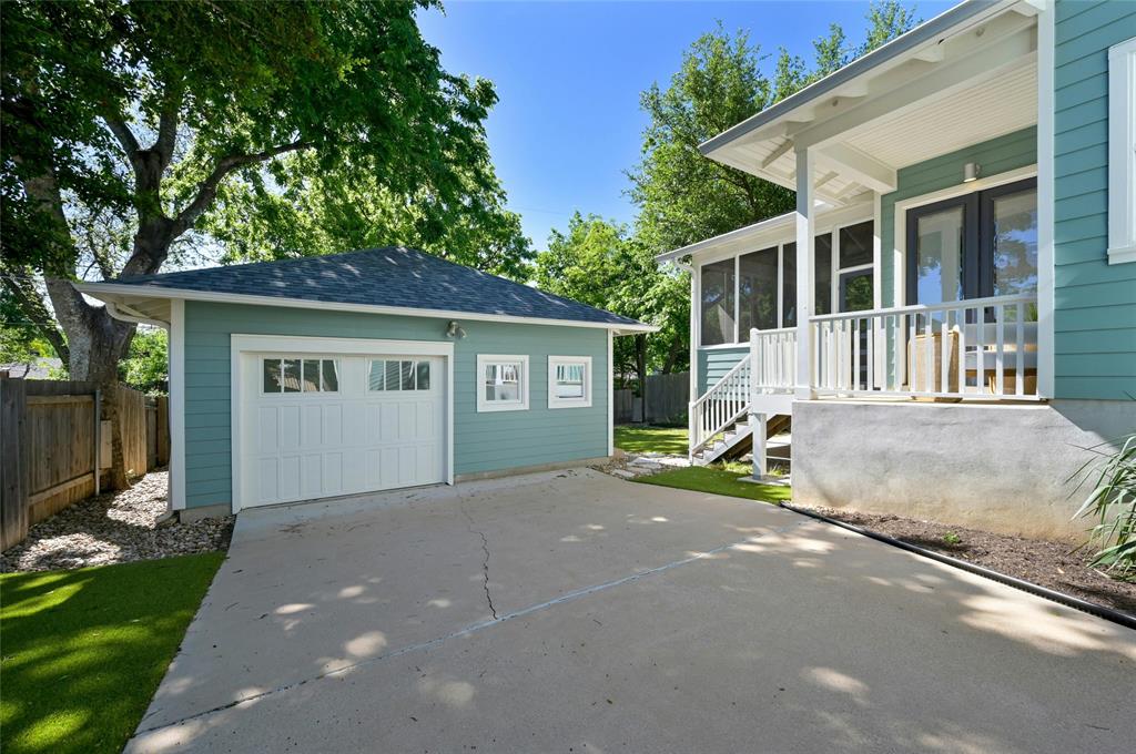 4107 Idlewild RD