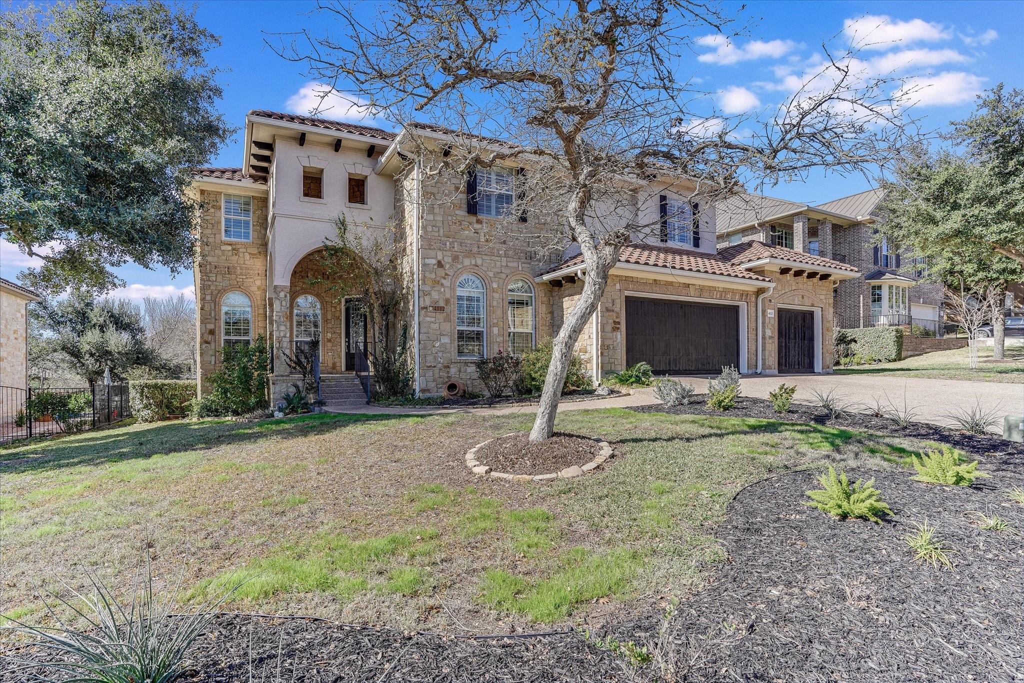 4112 Aplomado Falcon CV