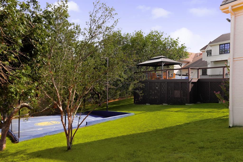 21 Cousteau LN