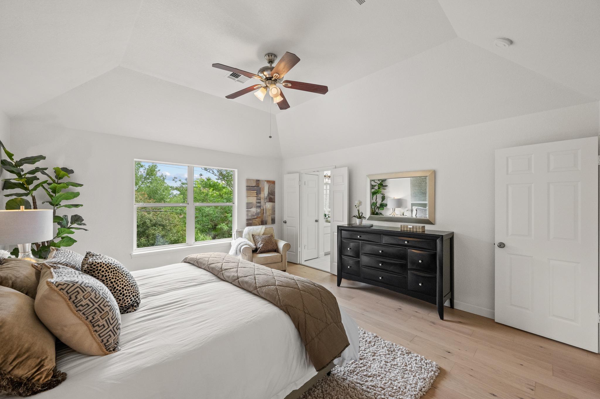 5212 Crystal Water DR