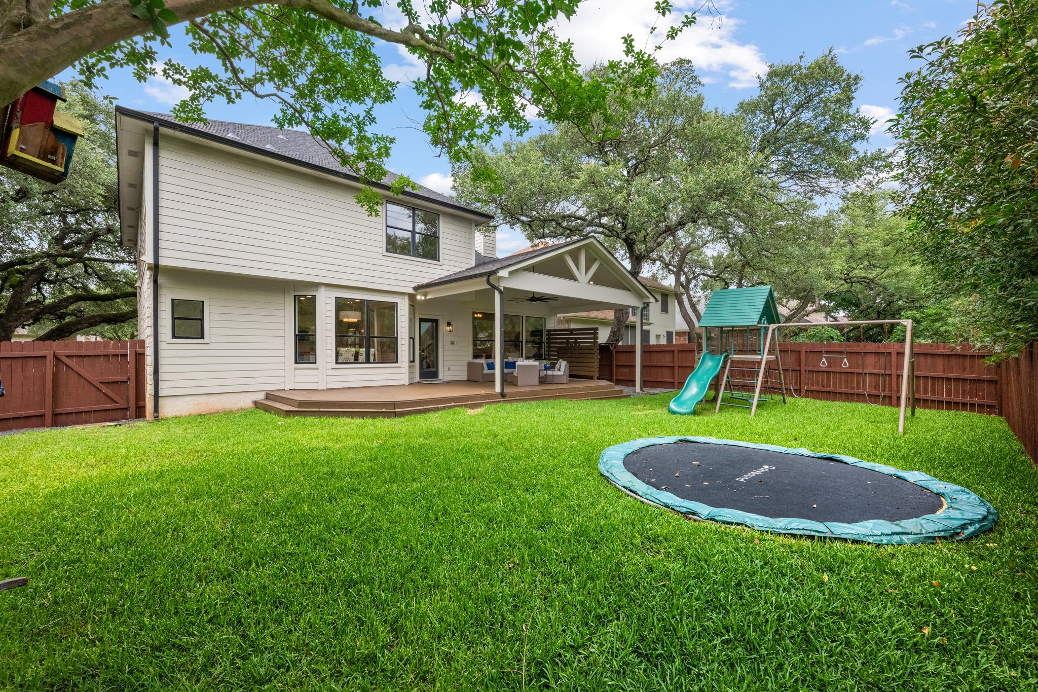 5212 Crystal Water DR