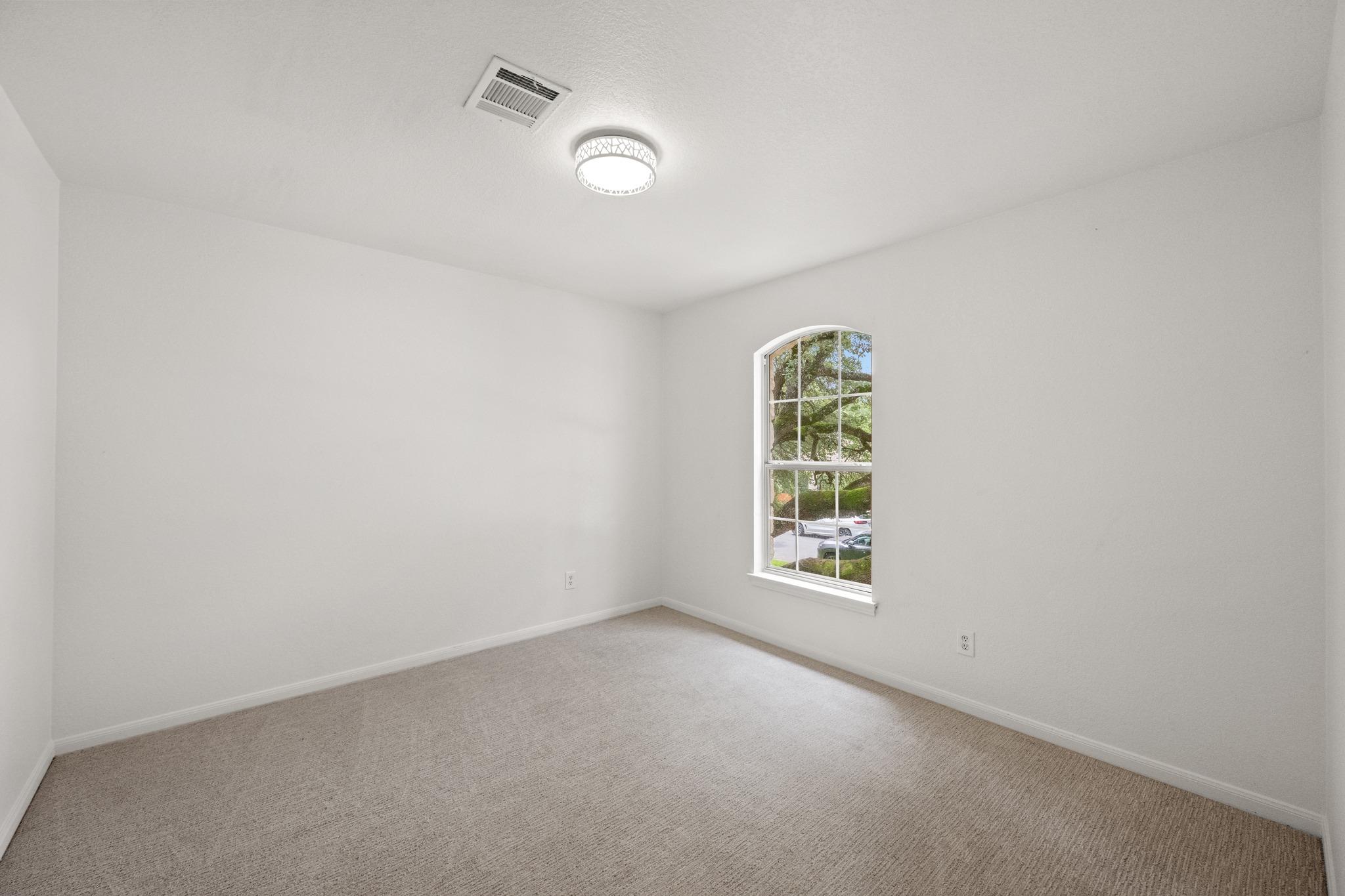 5212 Crystal Water DR