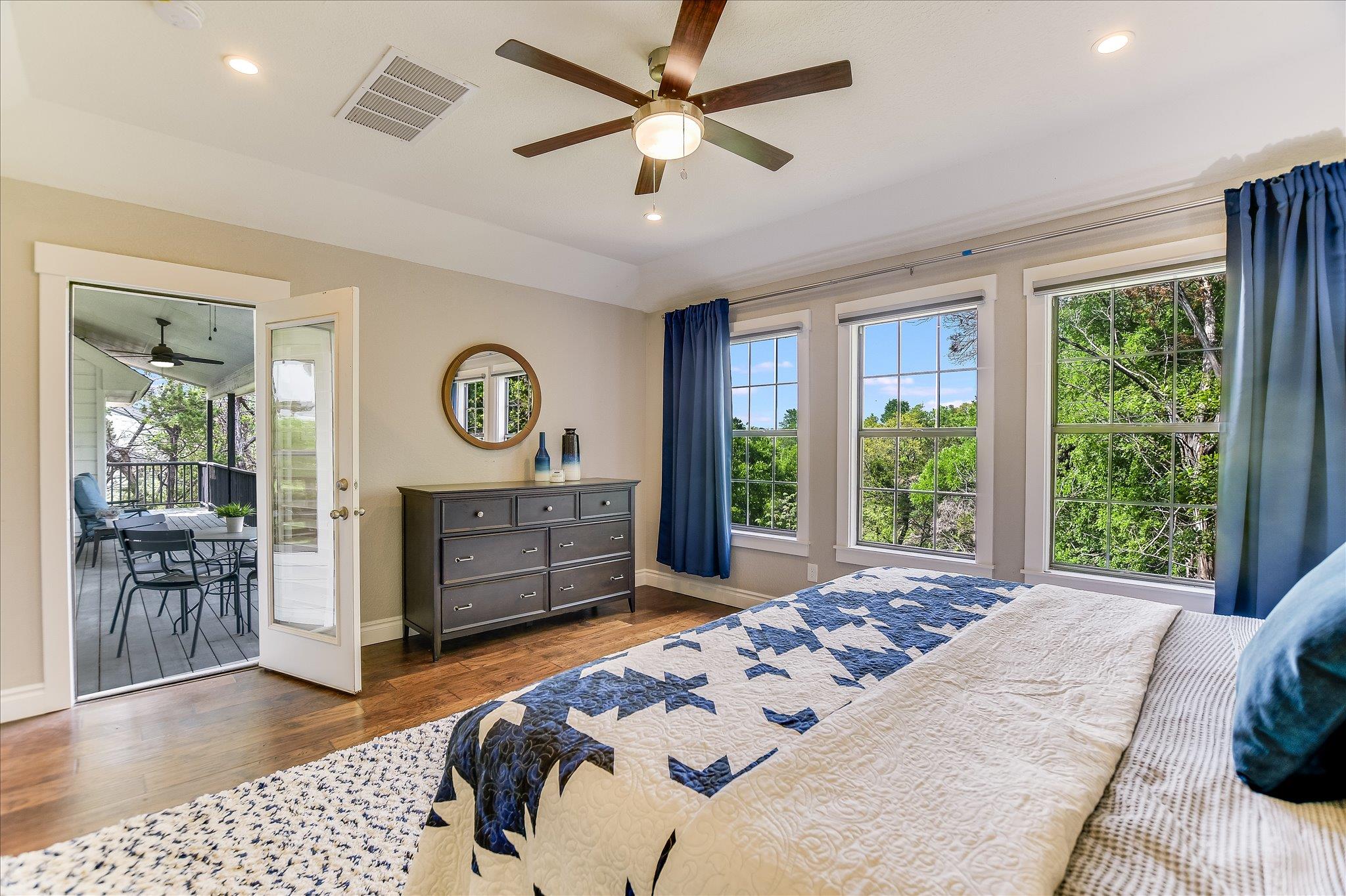 5400 RAIN CREEK PKWY