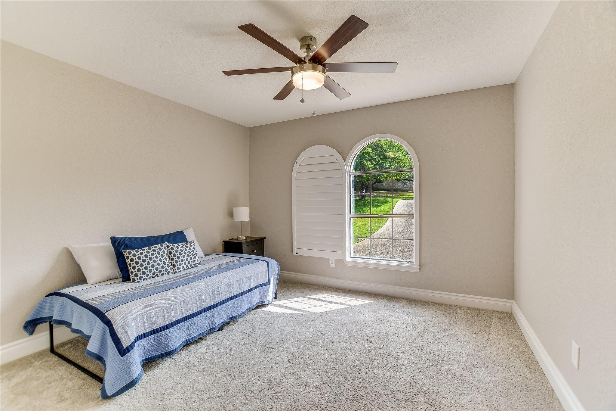 5400 RAIN CREEK PKWY