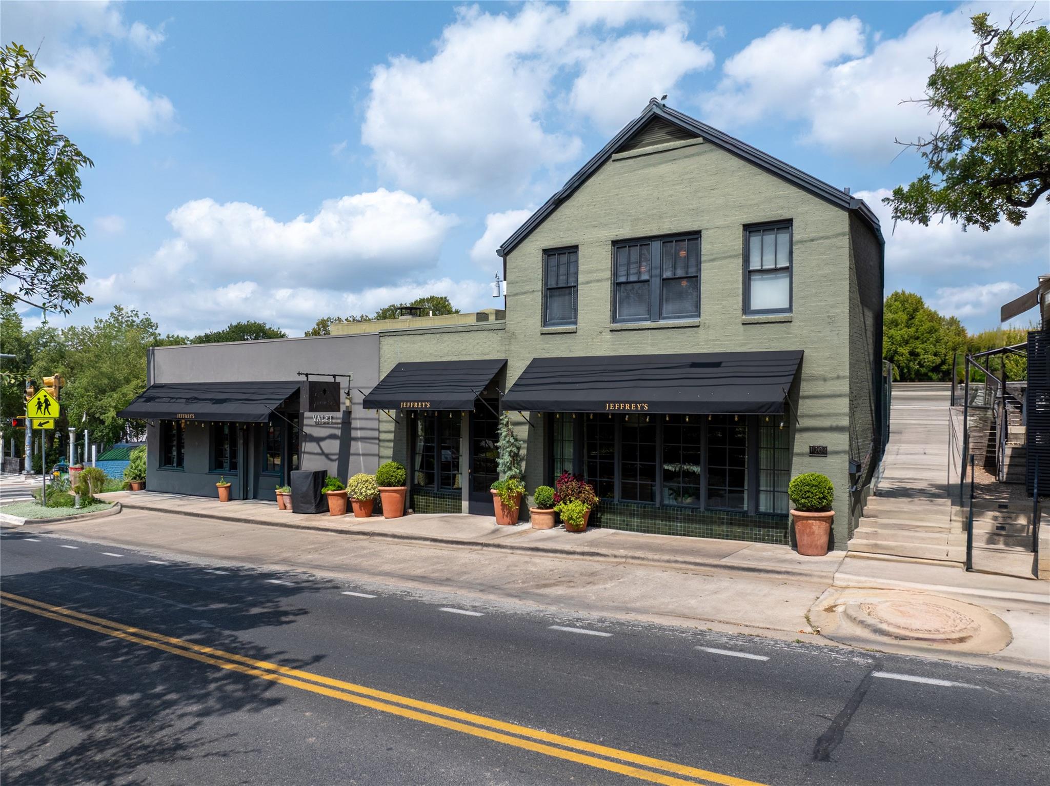1610 Waterston Ave # 11