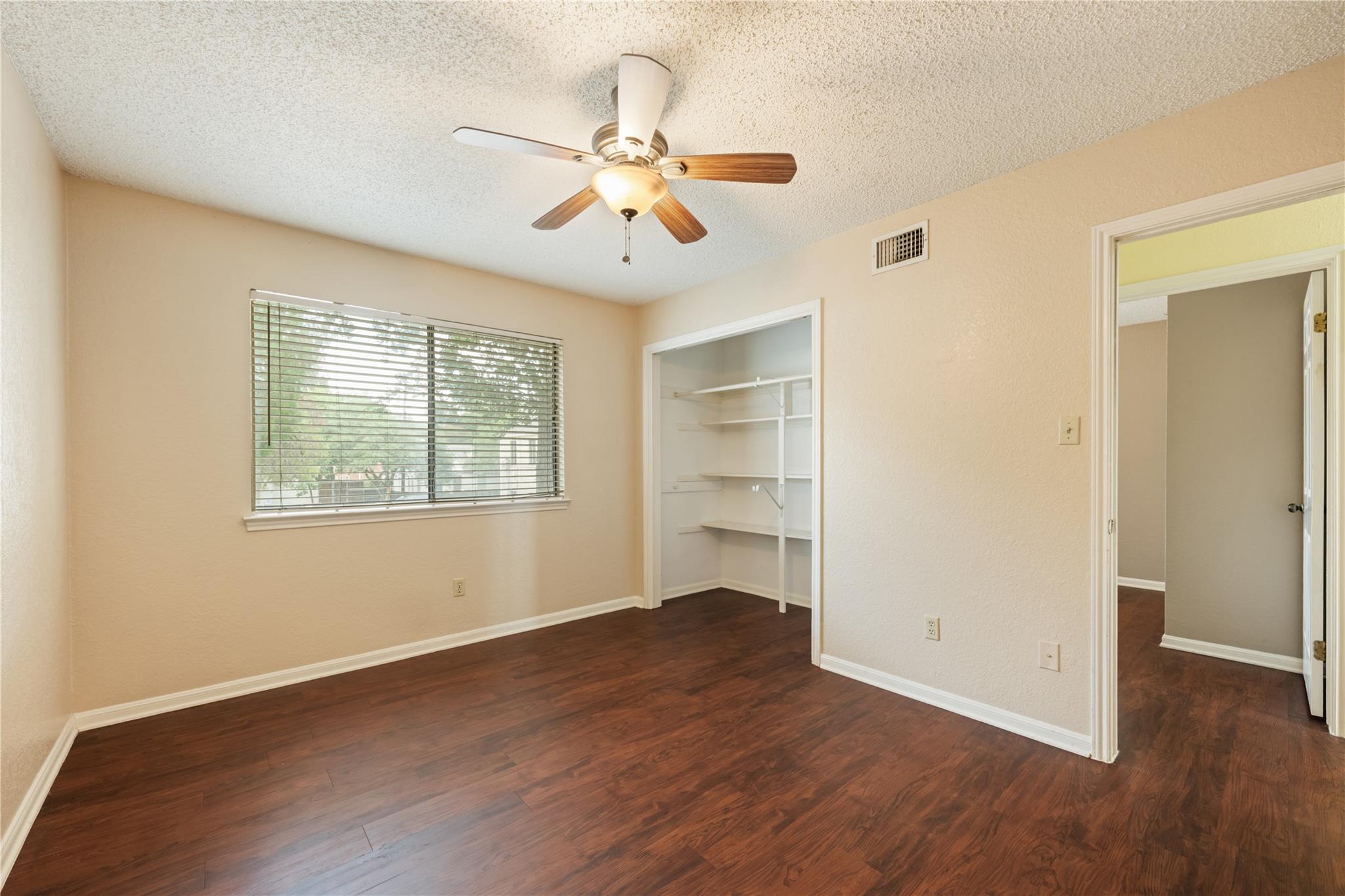 1610 Waterston Ave # 11