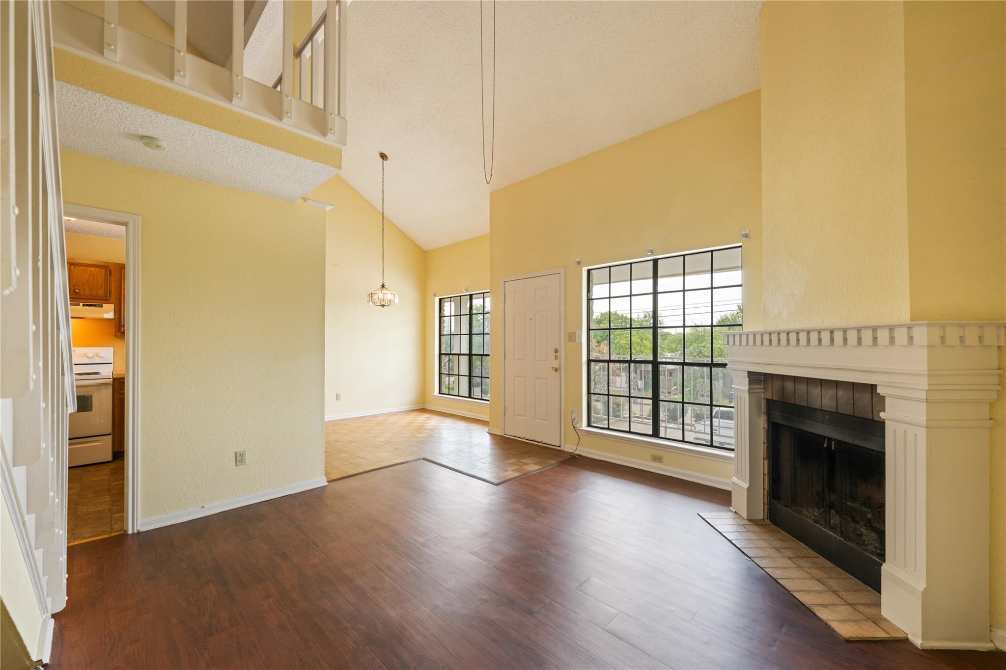 1610 Waterston Ave # 11