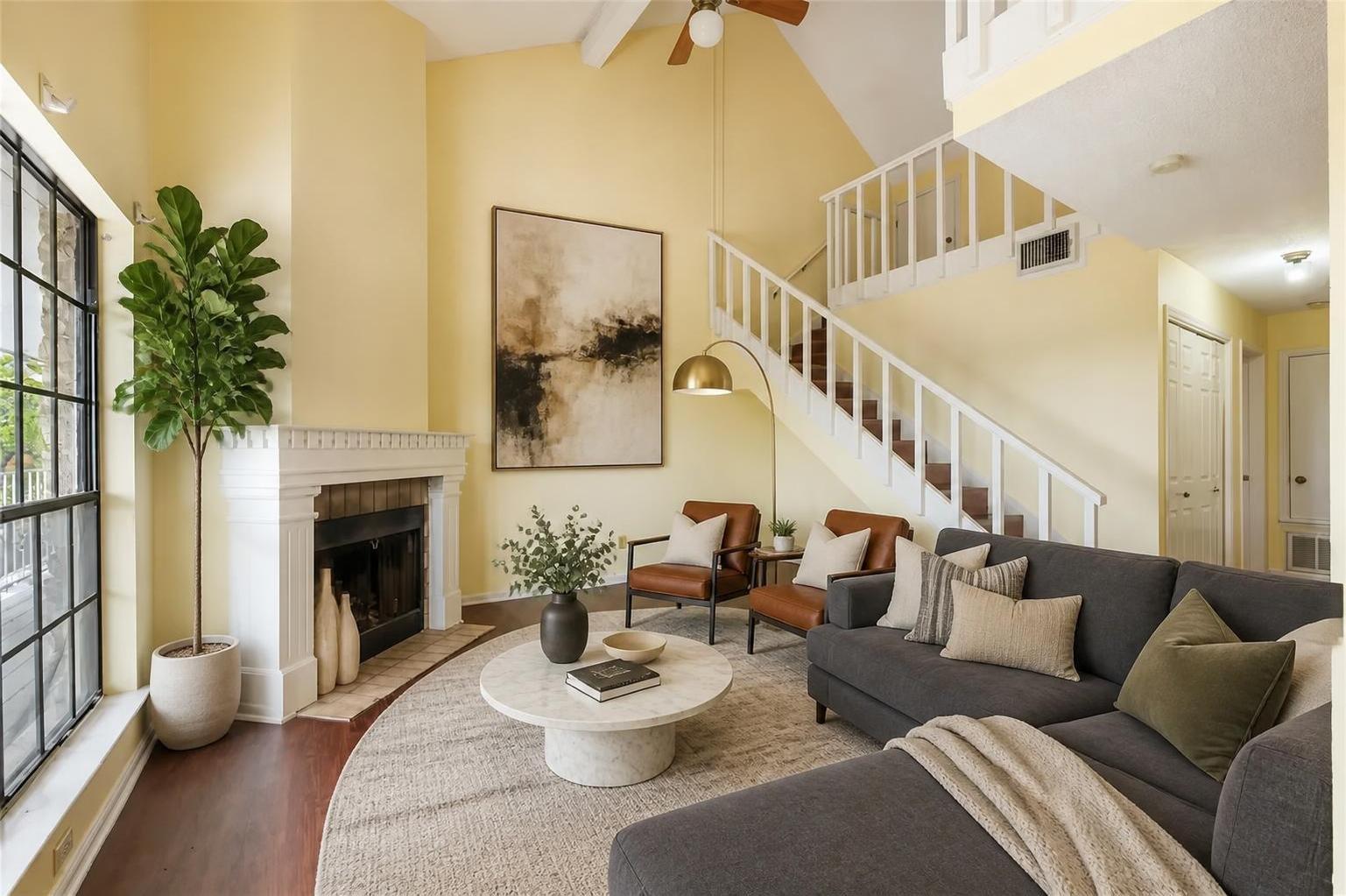 1610 Waterston Ave # 11