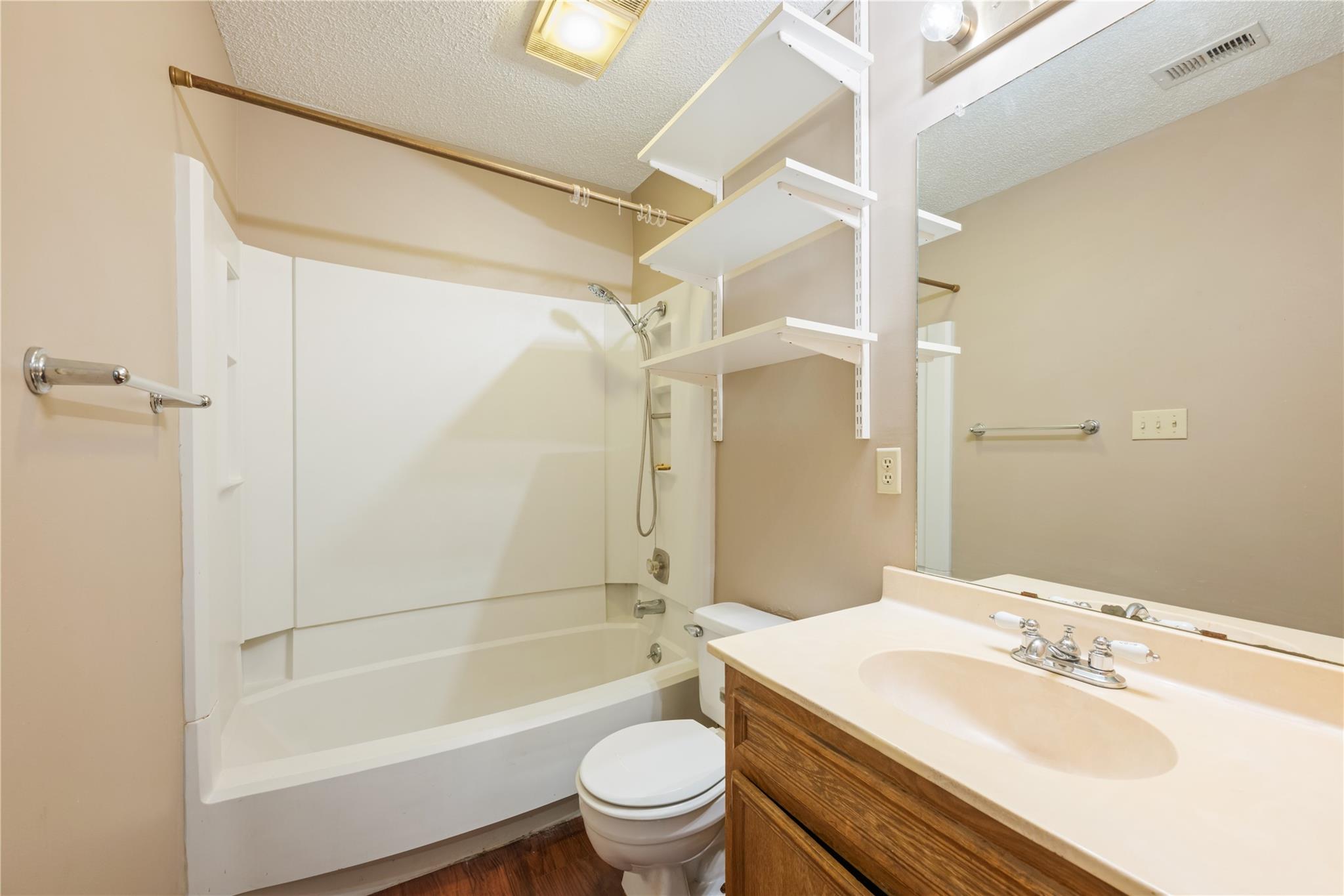 1610 Waterston Ave # 11