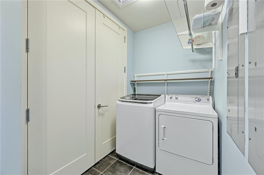 200 Congress Ave Unit: 26EG