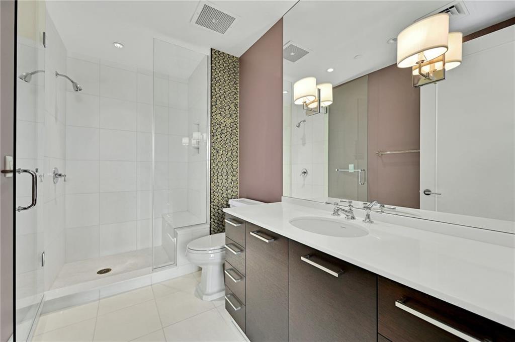 200 Congress Ave Unit: 26EG