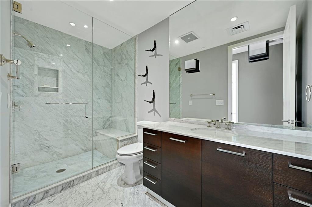 200 Congress Ave Unit: 26EG