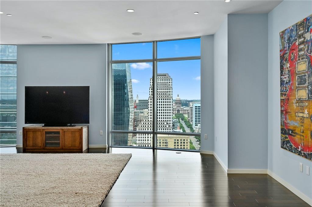 200 Congress Ave Unit: 26EG