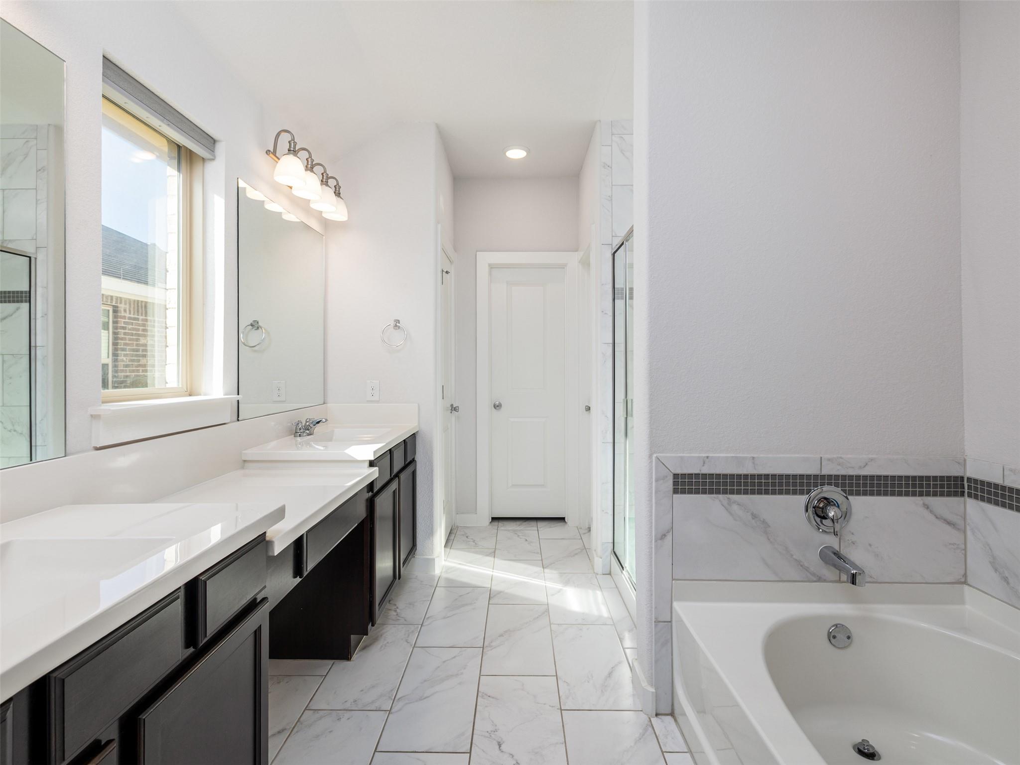 6856 Catania LOOP