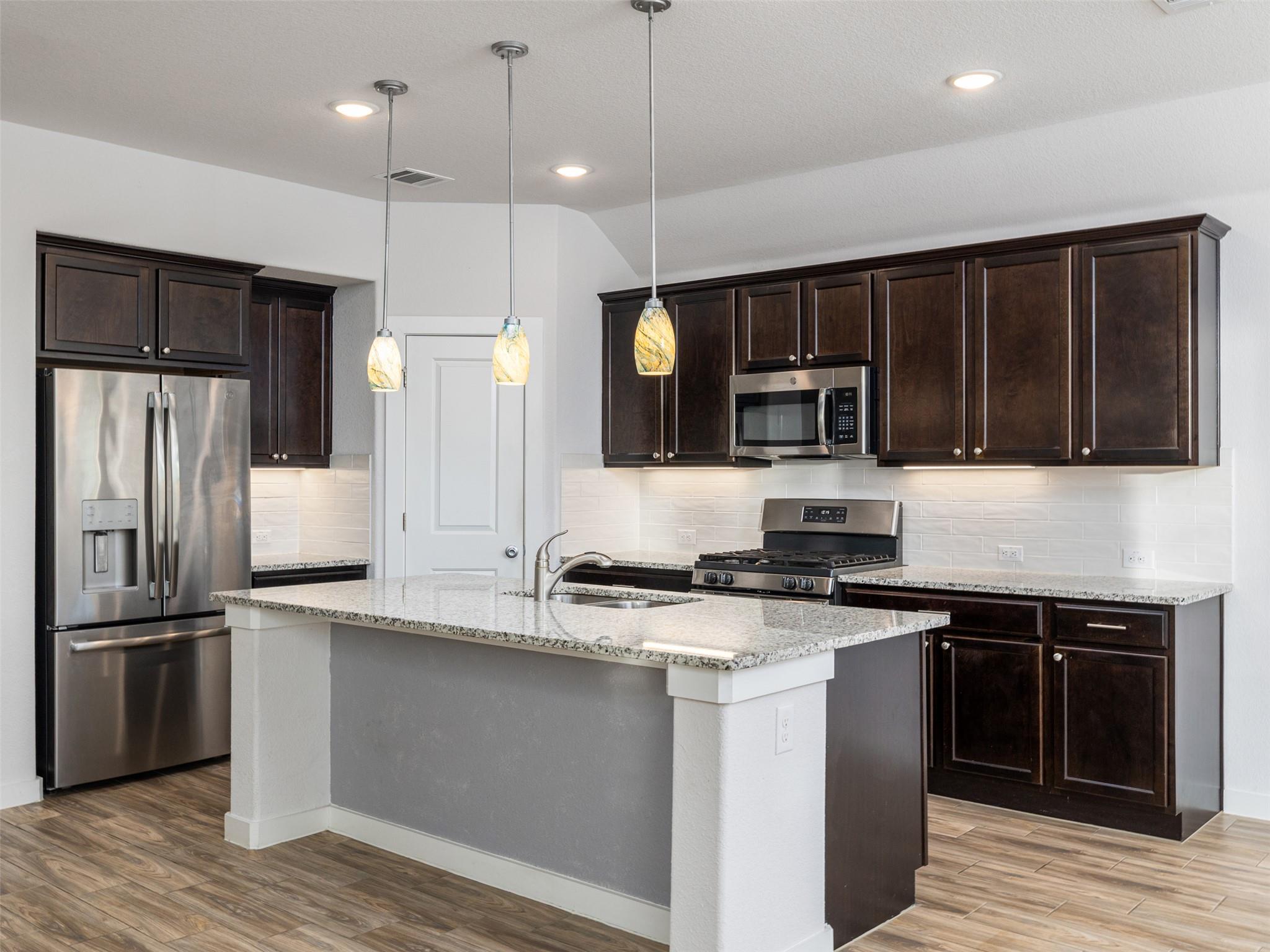 6856 Catania LOOP