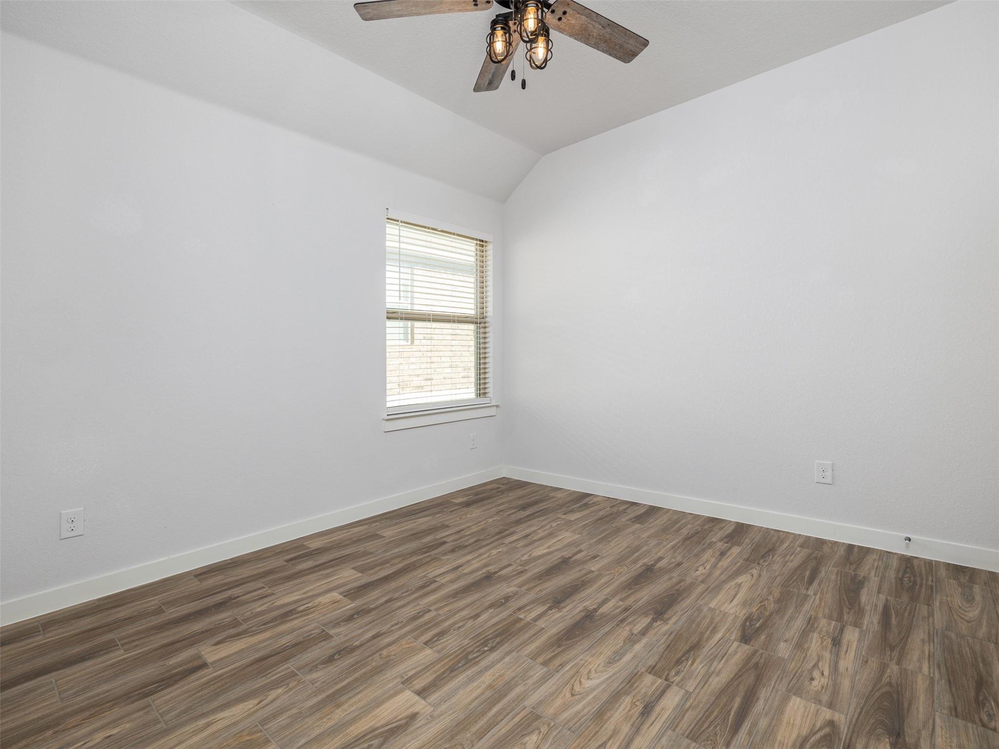 6856 Catania LOOP