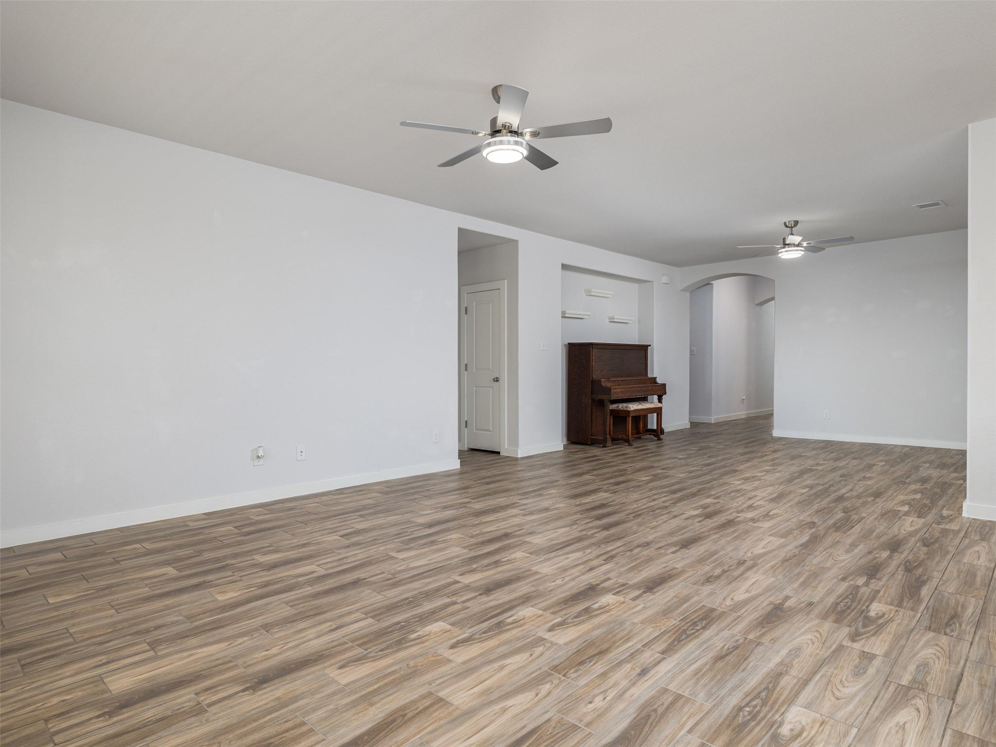 6856 Catania LOOP