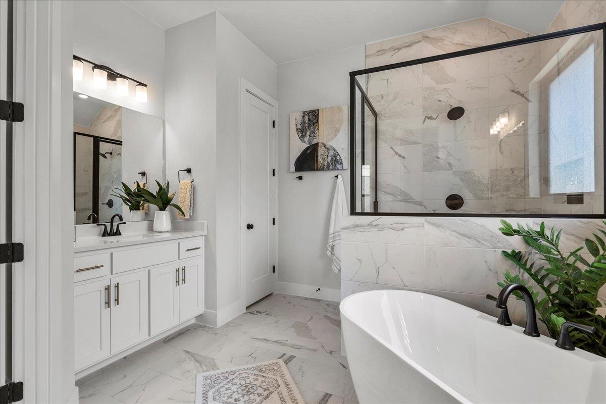 18700 Brady Clearing