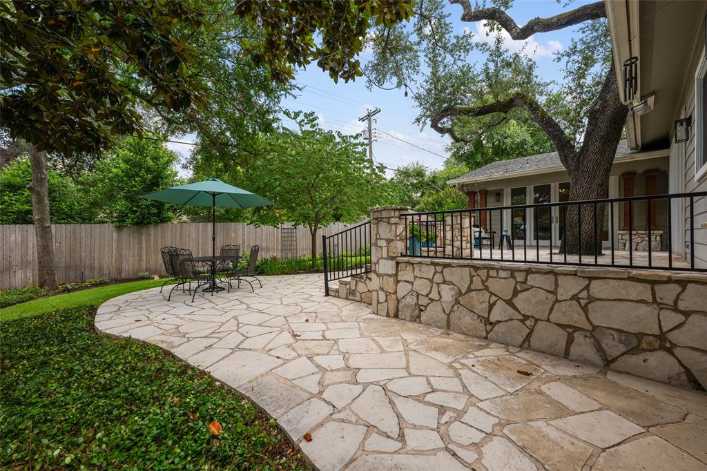 7201 Spurlock DR