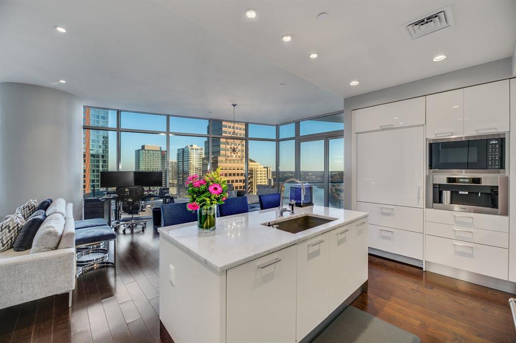 200 Congress Ave # 23F