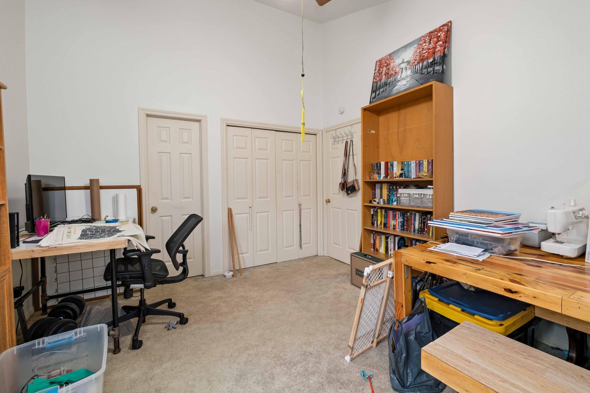 1811 W 39th ST Unit: A/B
